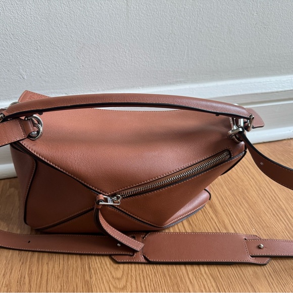 Loewe Medium Puzzle Bag - Picture 8 of 12